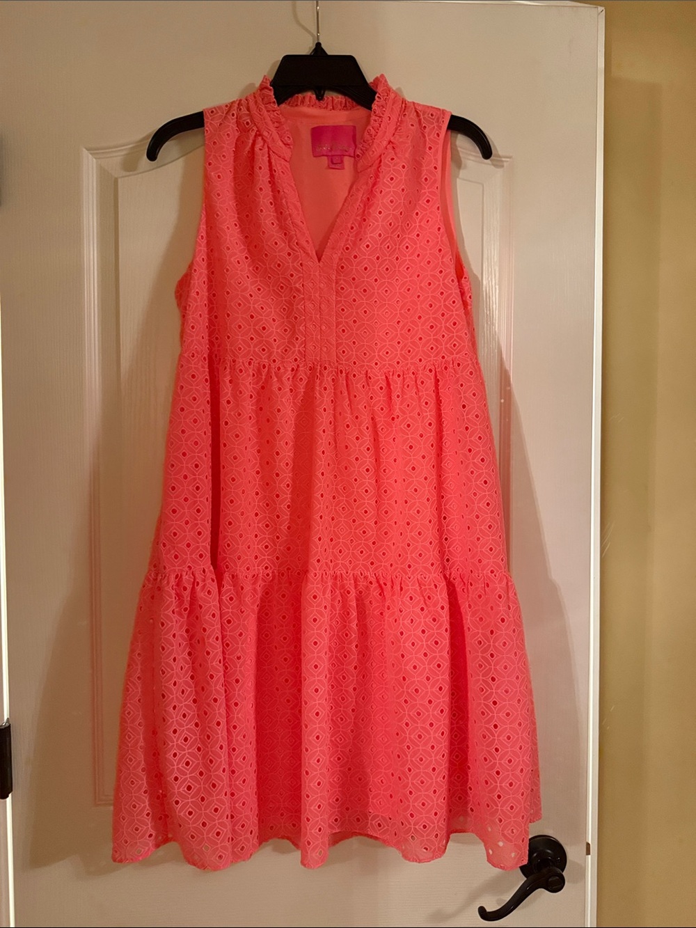 Women’s Eyelet Ruffle Neck Sleeveless Dress - Coral Pink!! Lilly Pulitzer.